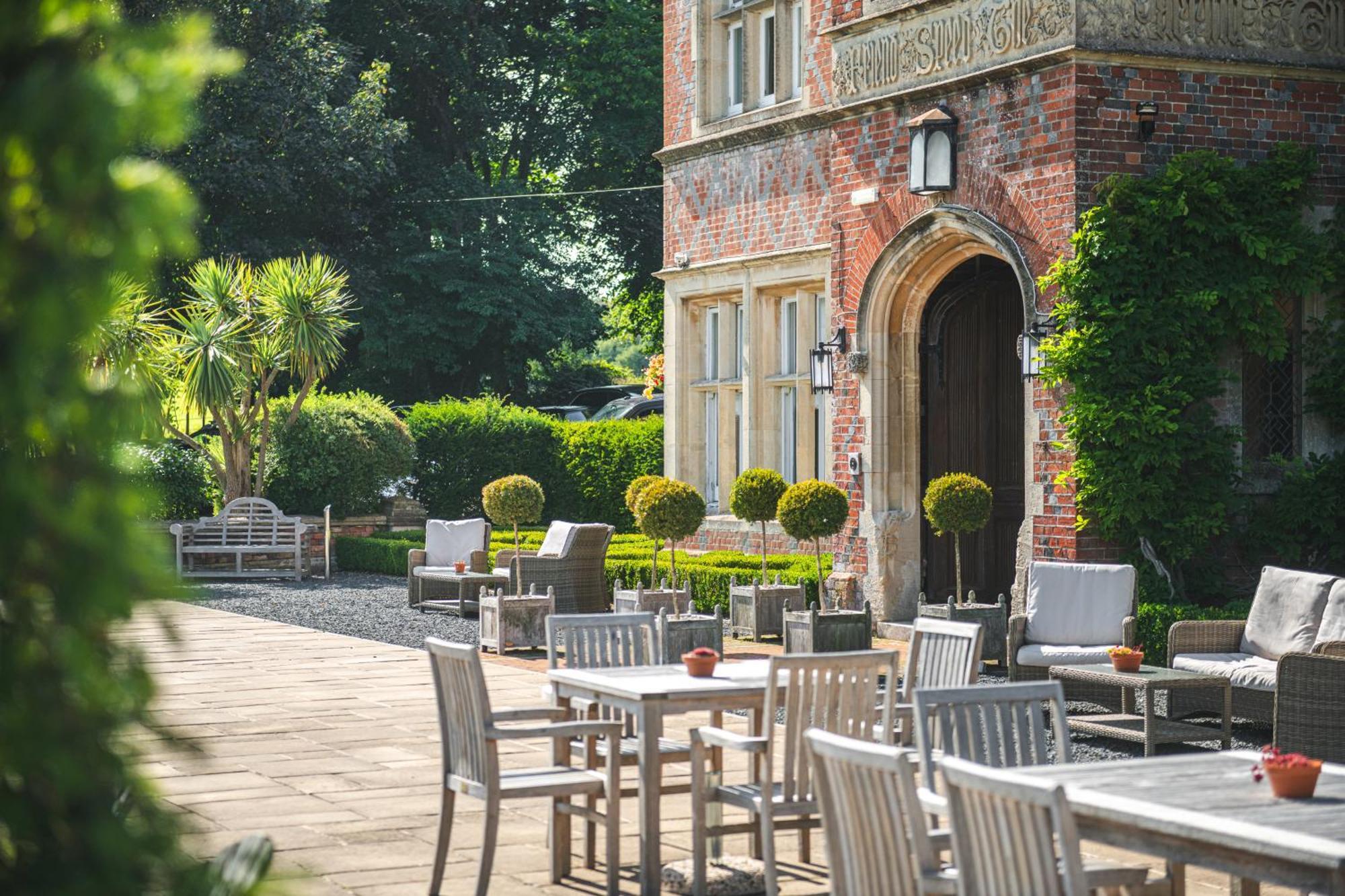 Burley Manor Hotel Екстериор снимка